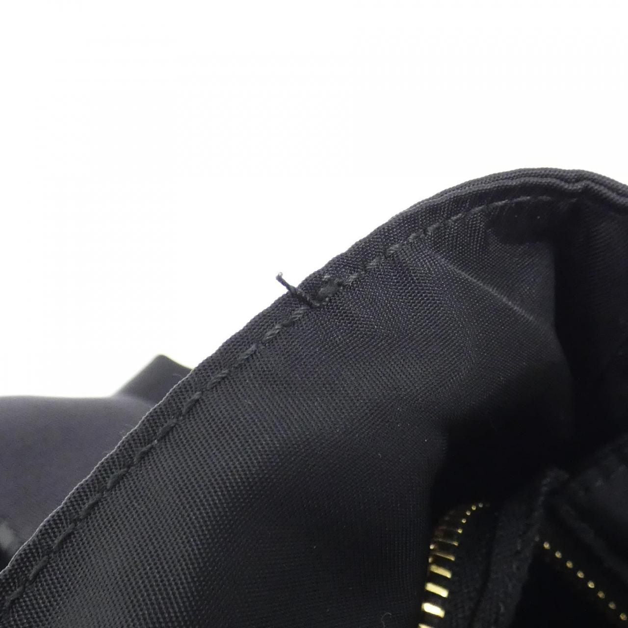 Prada Shoulder Bag Gold — view 8