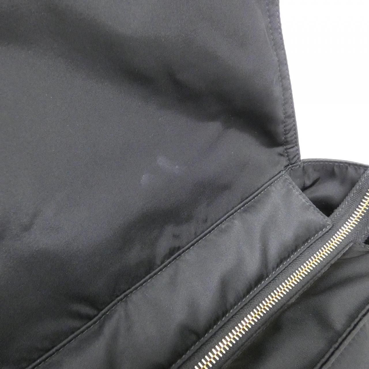 Prada Shoulder Bag Gold — view 7