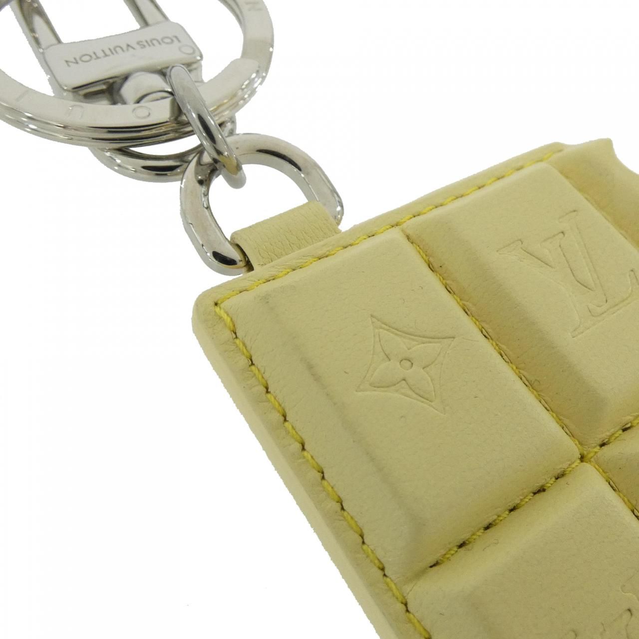 Louis Vuitton Monogram Bag Charm LV Chocolate Bar Key Ring — view 4