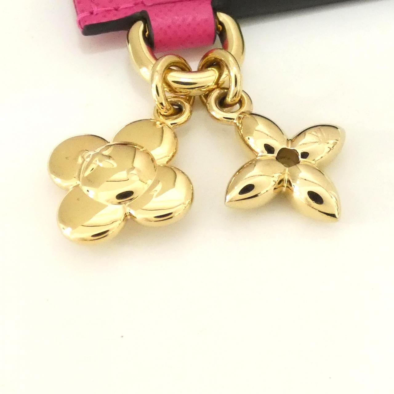 Louis Vuitton Monogram Card Holder LV Charm Case — view 3
