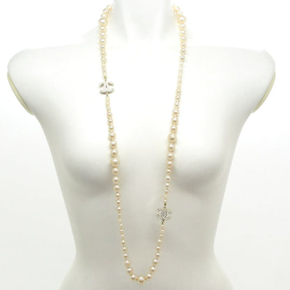 Chanel Necklace CC Logo White Gold — view 2