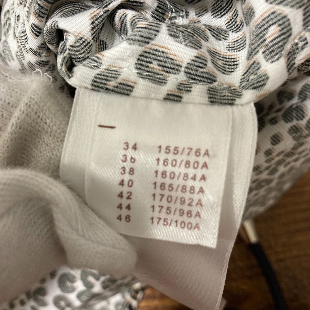 Louis Vuitton Leopard Print Sleeveless Bowtie Blouse 34 White Black — view 9