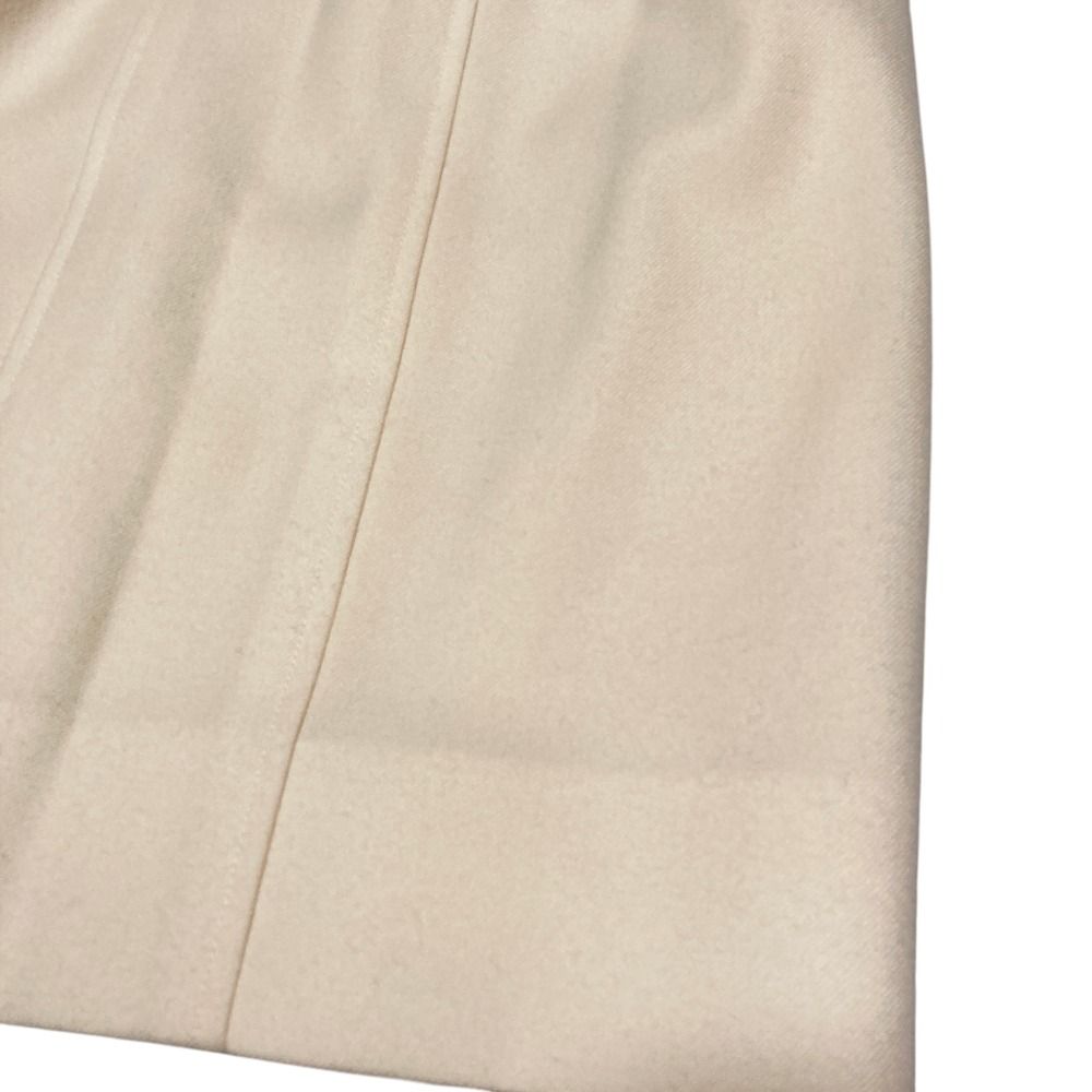 Chanel Vintage CC Logo Button Slit Tight Skirt 36 Ivory — view 6