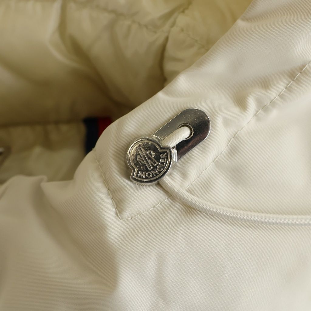Moncler Hendaye Belted Down Jacket Ivory White 0 — view 6