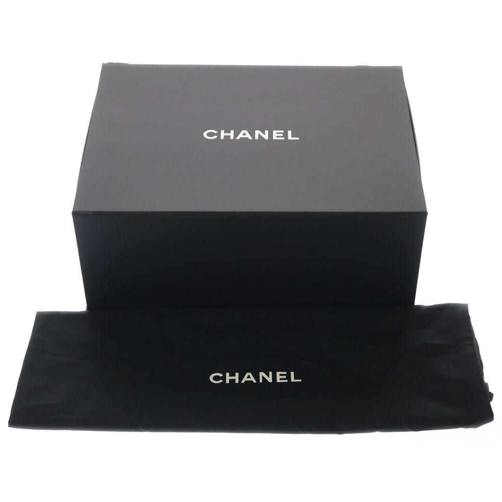 Chanel CC Logo Shopping Bag Handbag Brown Calfskin Leather Gold — view 6