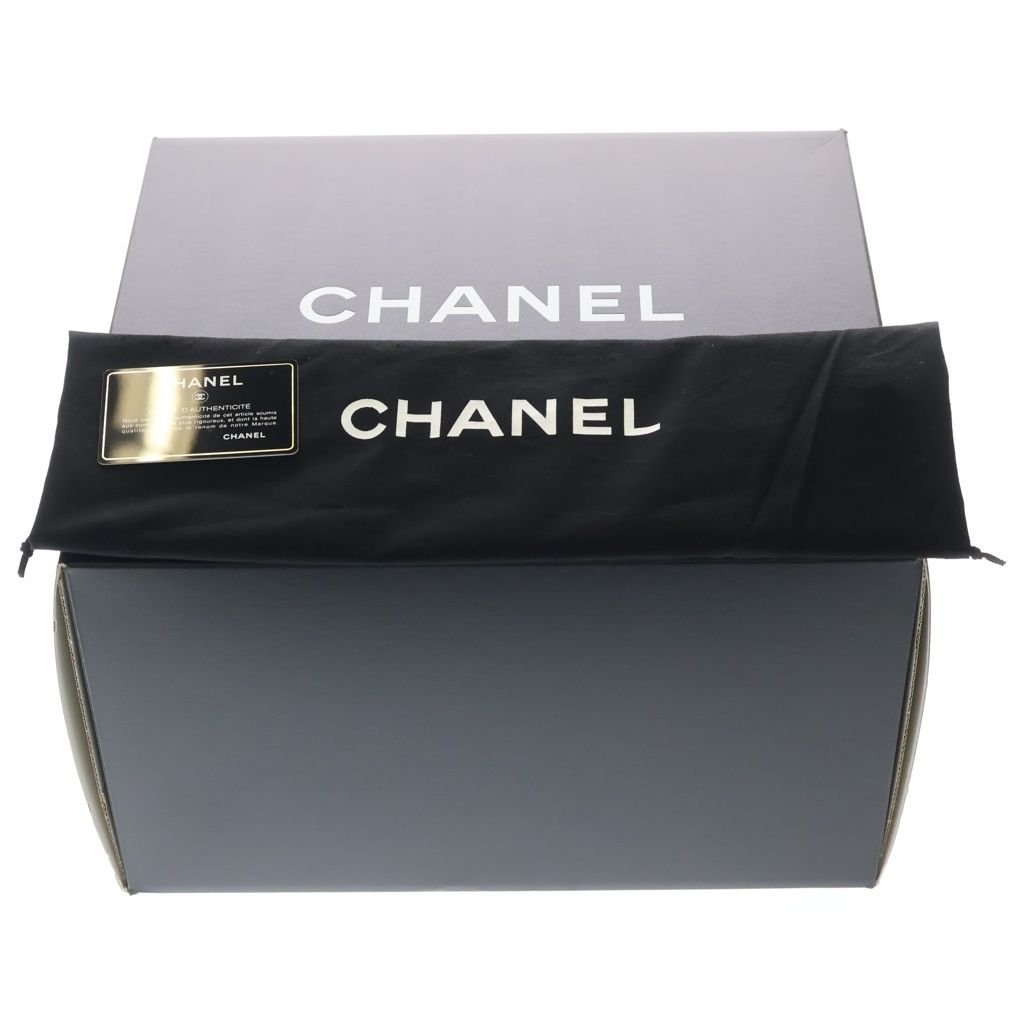 Chanel CC Logo Quilted Lambskin Leather Chain Shoulder Tote Silver Black — view 7