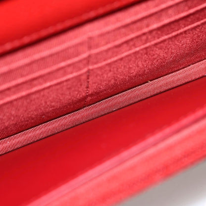 Chanel Quilted Caviar Leather Chain Wallet Shoulder Bag Red Silver — view 5