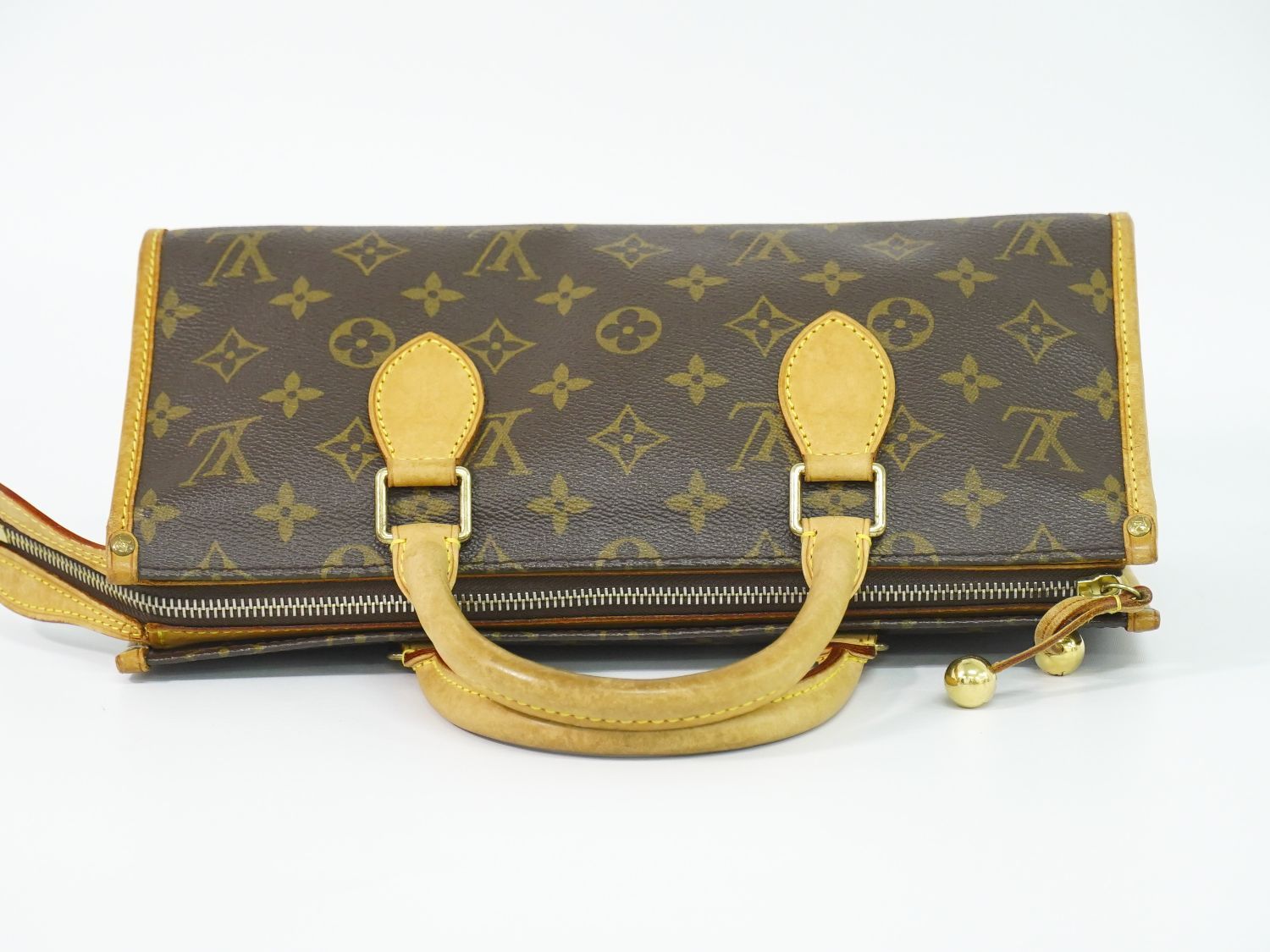 Louis Vuitton LV Popincourt Monogram Handbag Brown — view 5