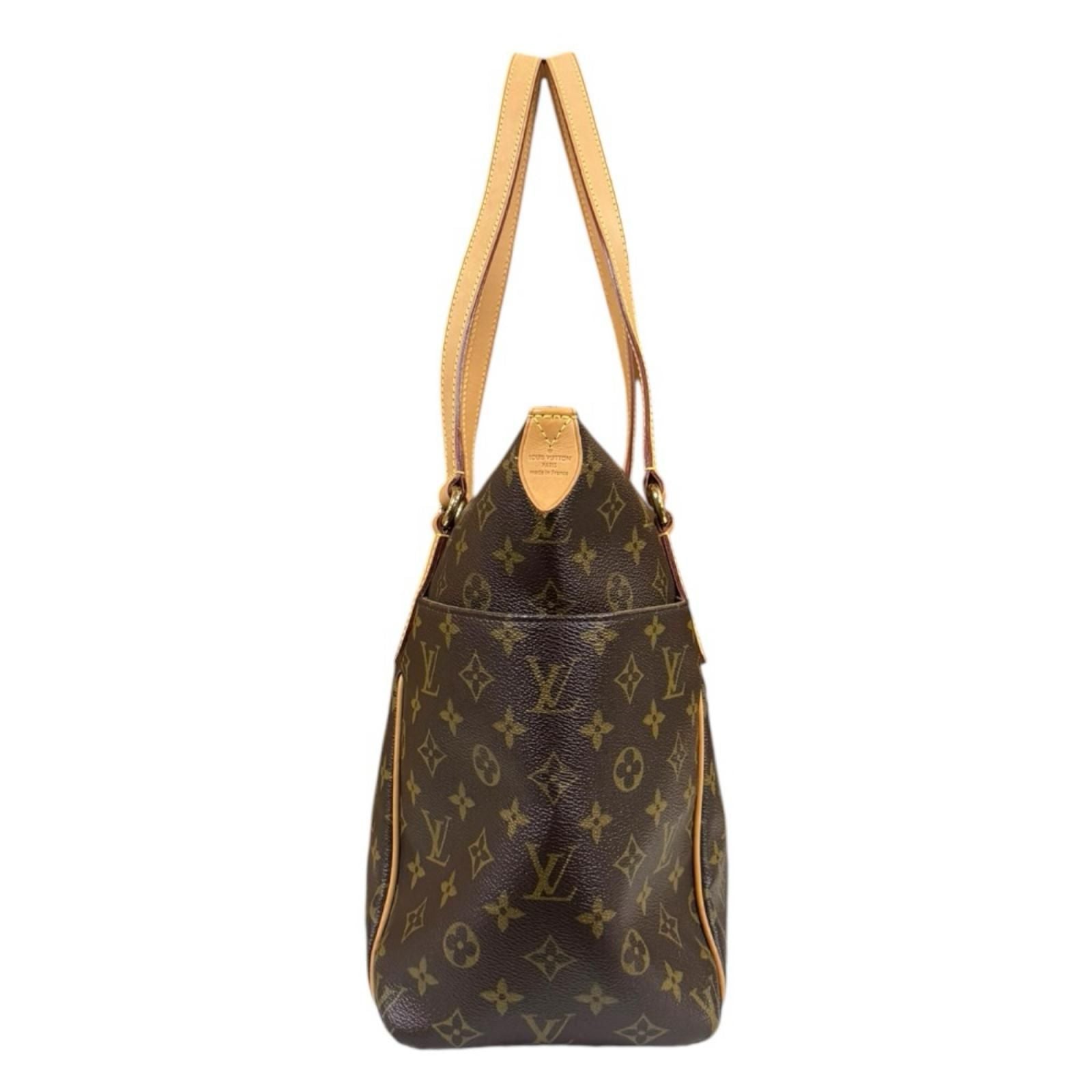 Louis Vuitton Totally MM Monogram Tote Canvas Brown — view 5