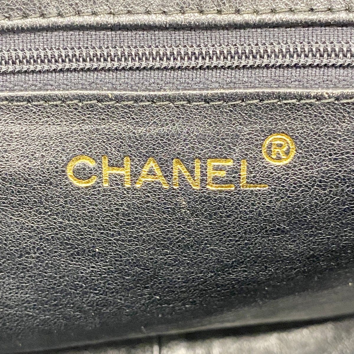 Chanel Shoulder Bag Quilted Lambskin Black Gold — view 5