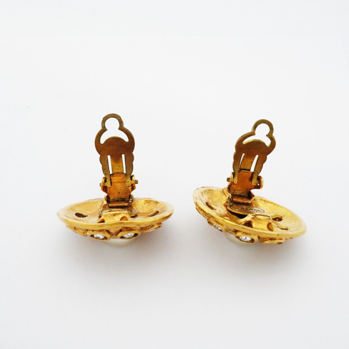 Chanel Earrings Vintage Round — view 6