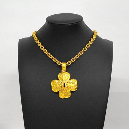 Chanel Necklace Vintage CC Logo Clover Motif Gold Plated — view 6