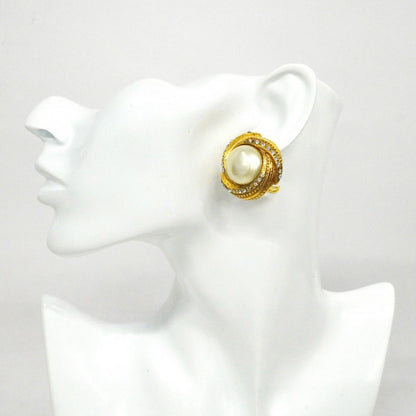 Chanel Earrings Vintage Round — view 5