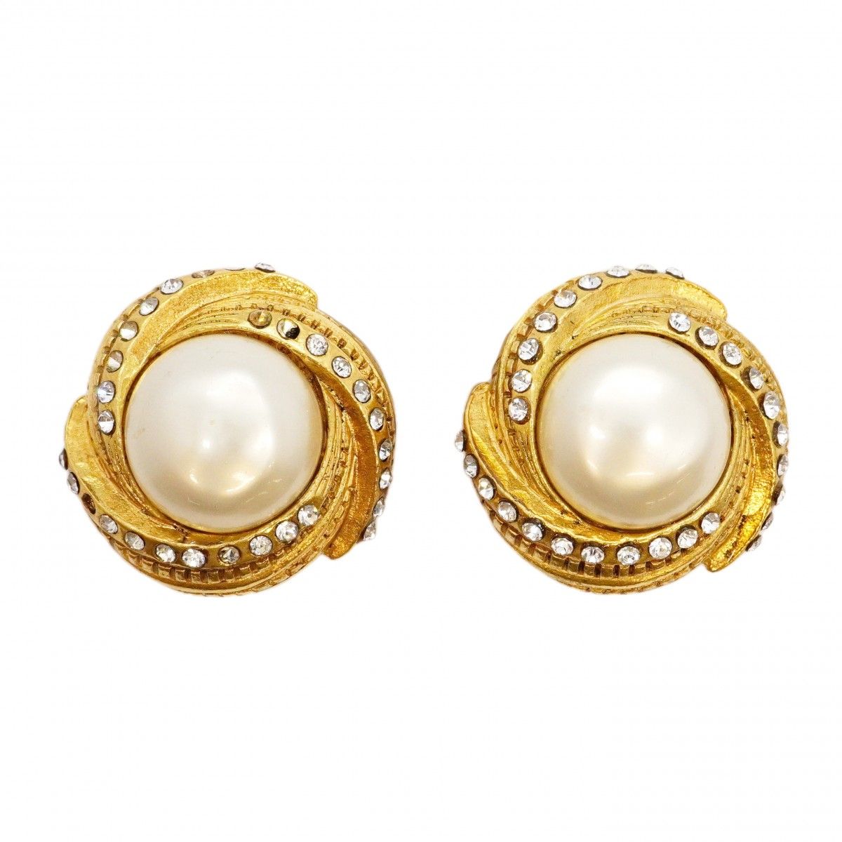 Chanel Earrings Vintage Round