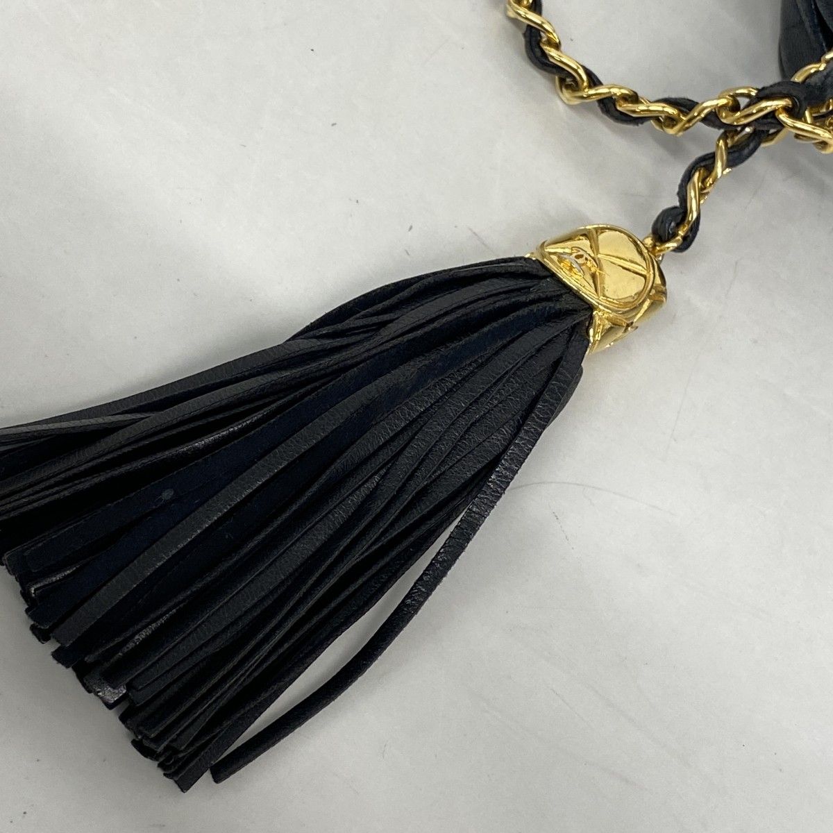 Chanel Shoulder Bag Quilted Lambskin Black Gold — view 9