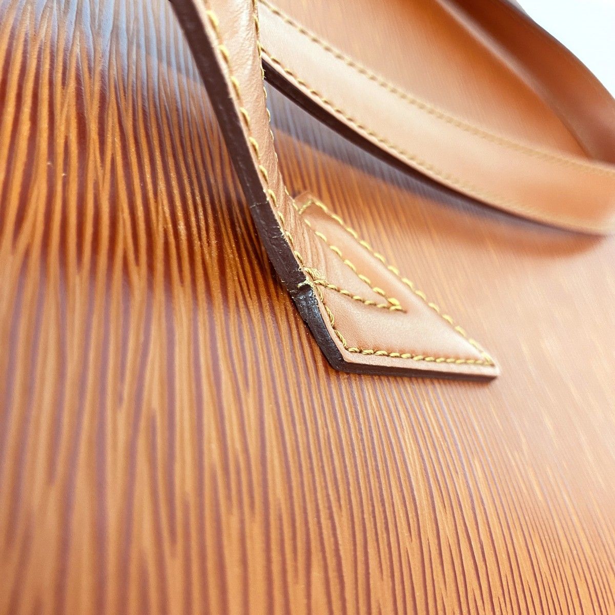 Louis Vuitton Shoulder Bag Epi Lussac Kenya Brown — view 8