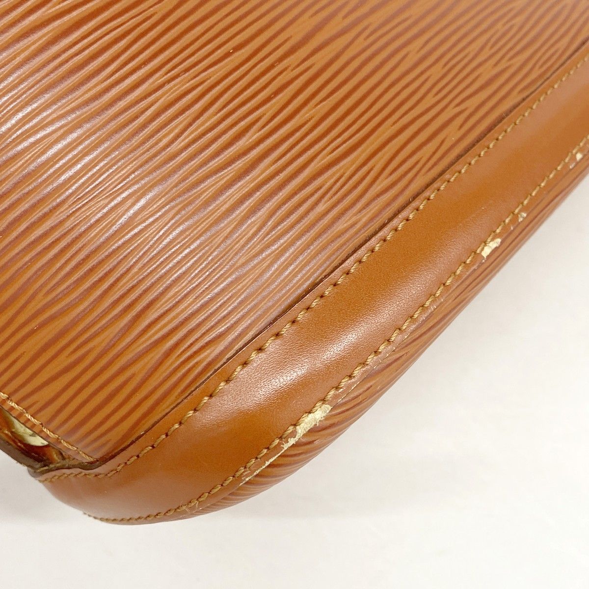 Louis Vuitton Shoulder Bag Epi Lussac Kenya Brown — view 6