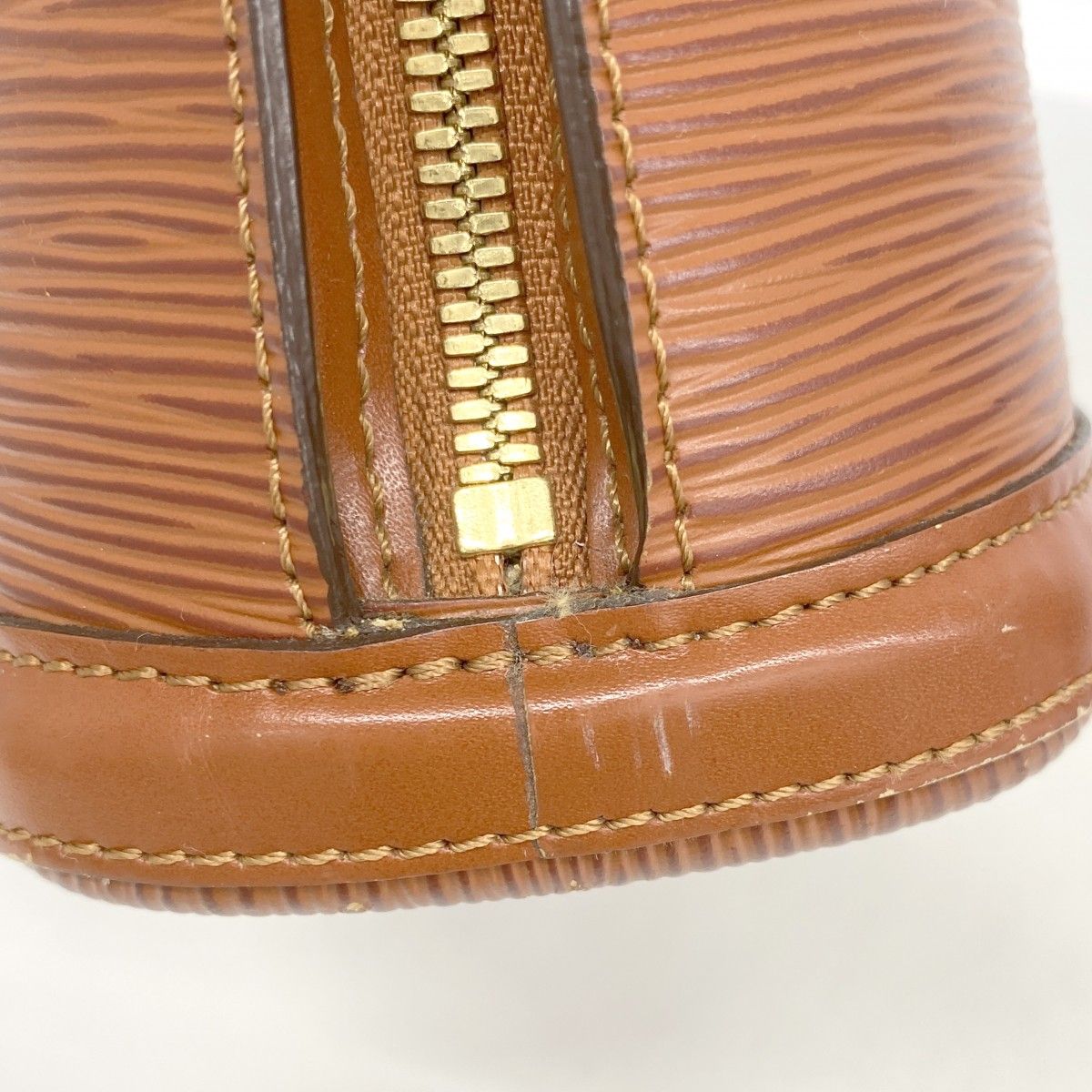 Louis Vuitton Shoulder Bag Epi Lussac Kenya Brown — view 7