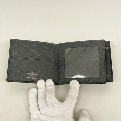 Louis Vuitton Wallet Taiga Portefeuille Amerigo NM Noir — view 4