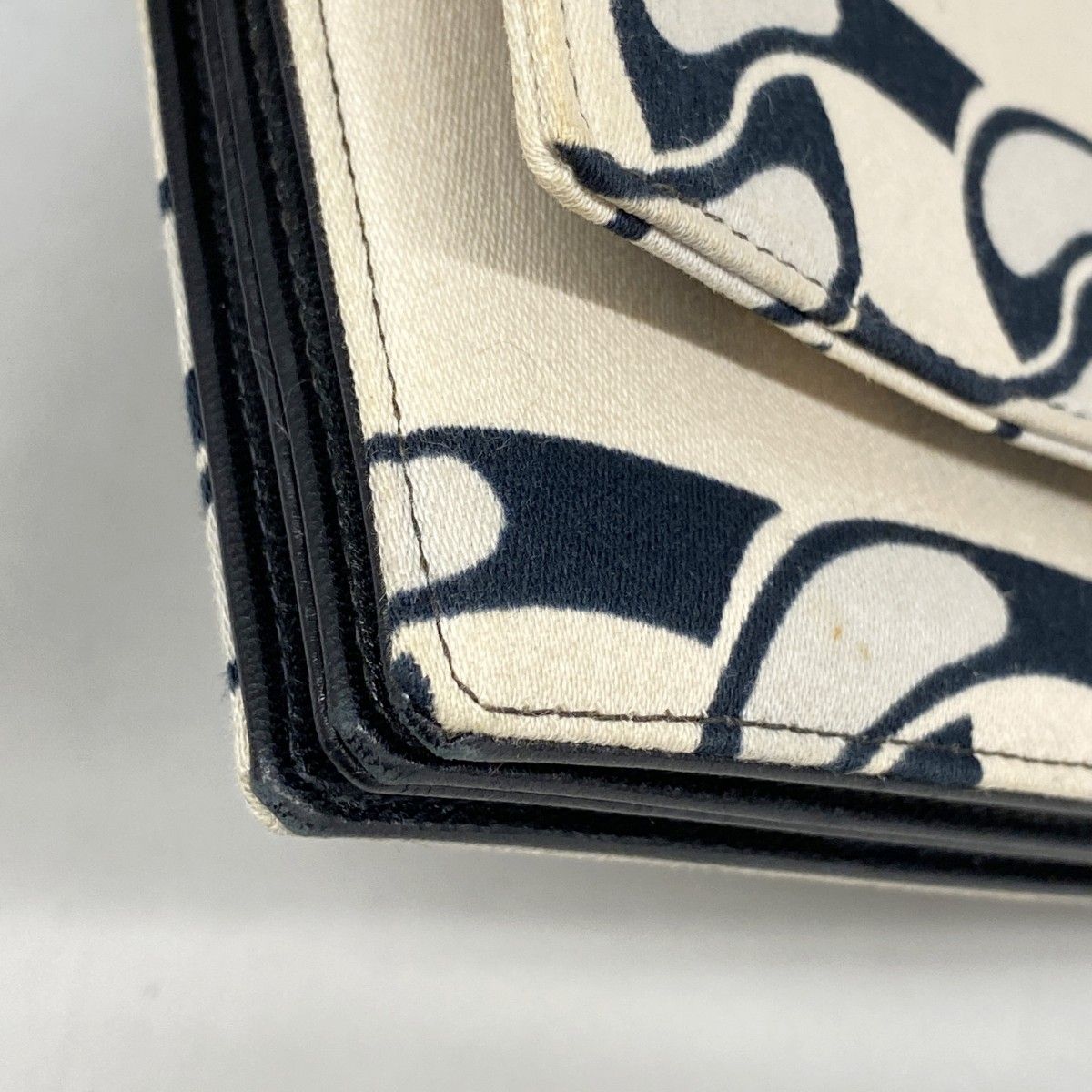 Chanel Shoulder Bag 2.55 Canvas Beige Black Silver — view 8