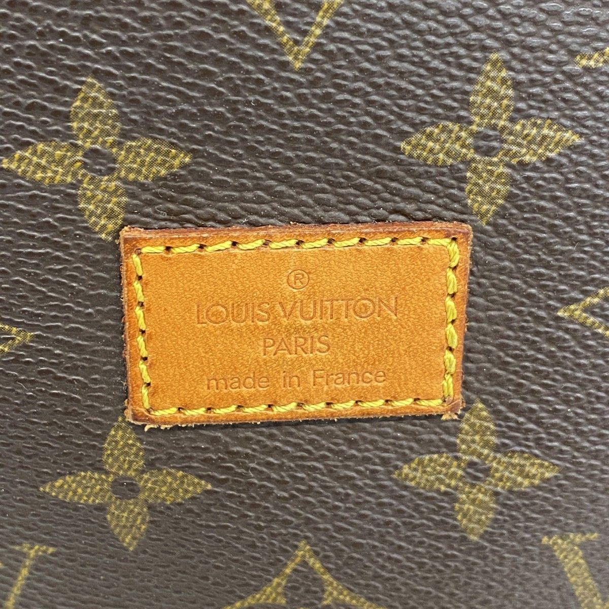 Louis Vuitton Shoulder Bag Monogram Saumur 30 Brown — view 5