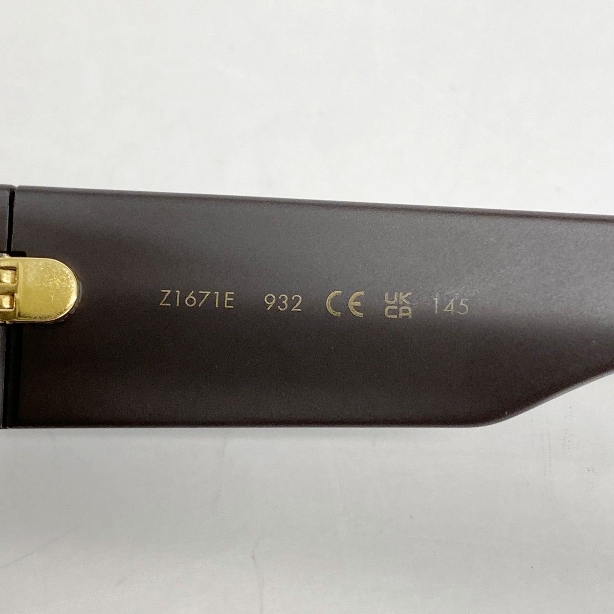 Louis Vuitton Sunglasses LV Waimea L Brown Eyewear — view 3