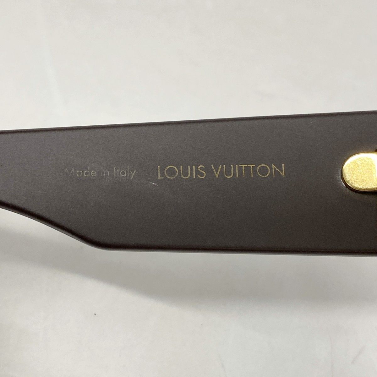 Louis Vuitton Sunglasses LV Waimea L Brown Eyewear — view 4