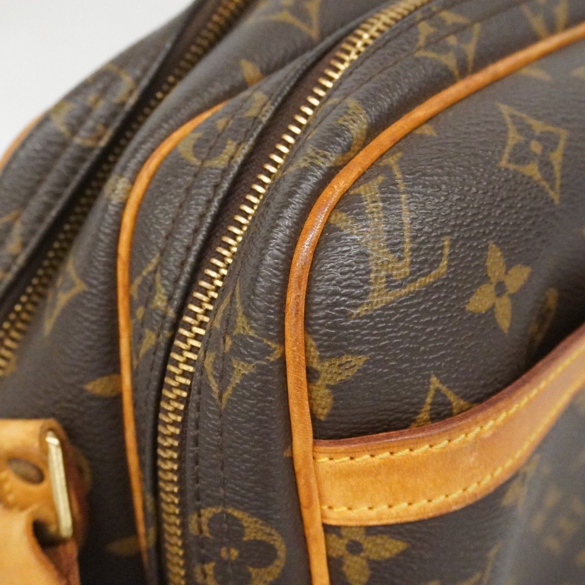 Louis Vuitton Shoulder Bag Monogram Reporter PM Brown — view 8
