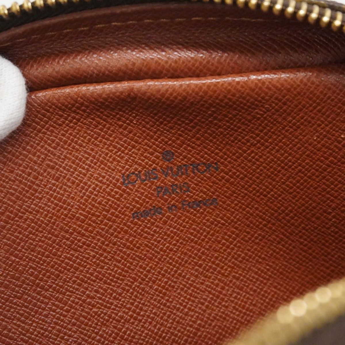 Louis Vuitton Shoulder Bag Monogram Amazon Brown — view 5