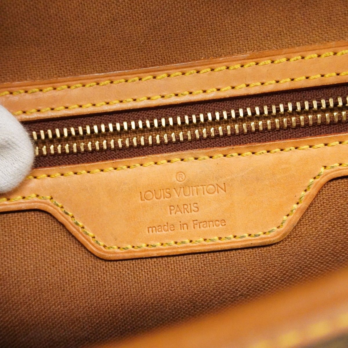 Louis Vuitton Shoulder Bag Monogram Sologne Black Cles — view 5