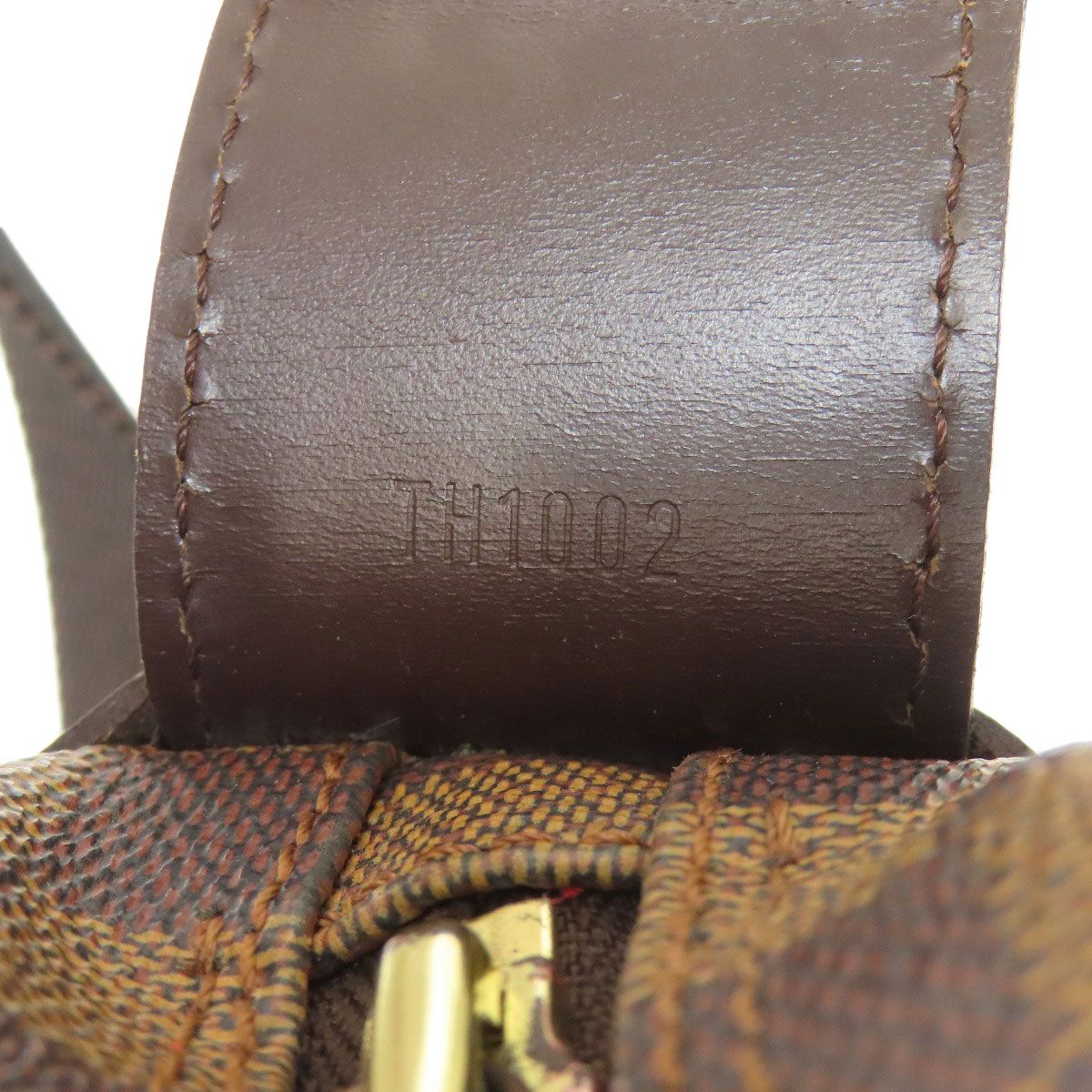 Louis Vuitton Naviglio Shoulder Bag Damier Canvas — view 7
