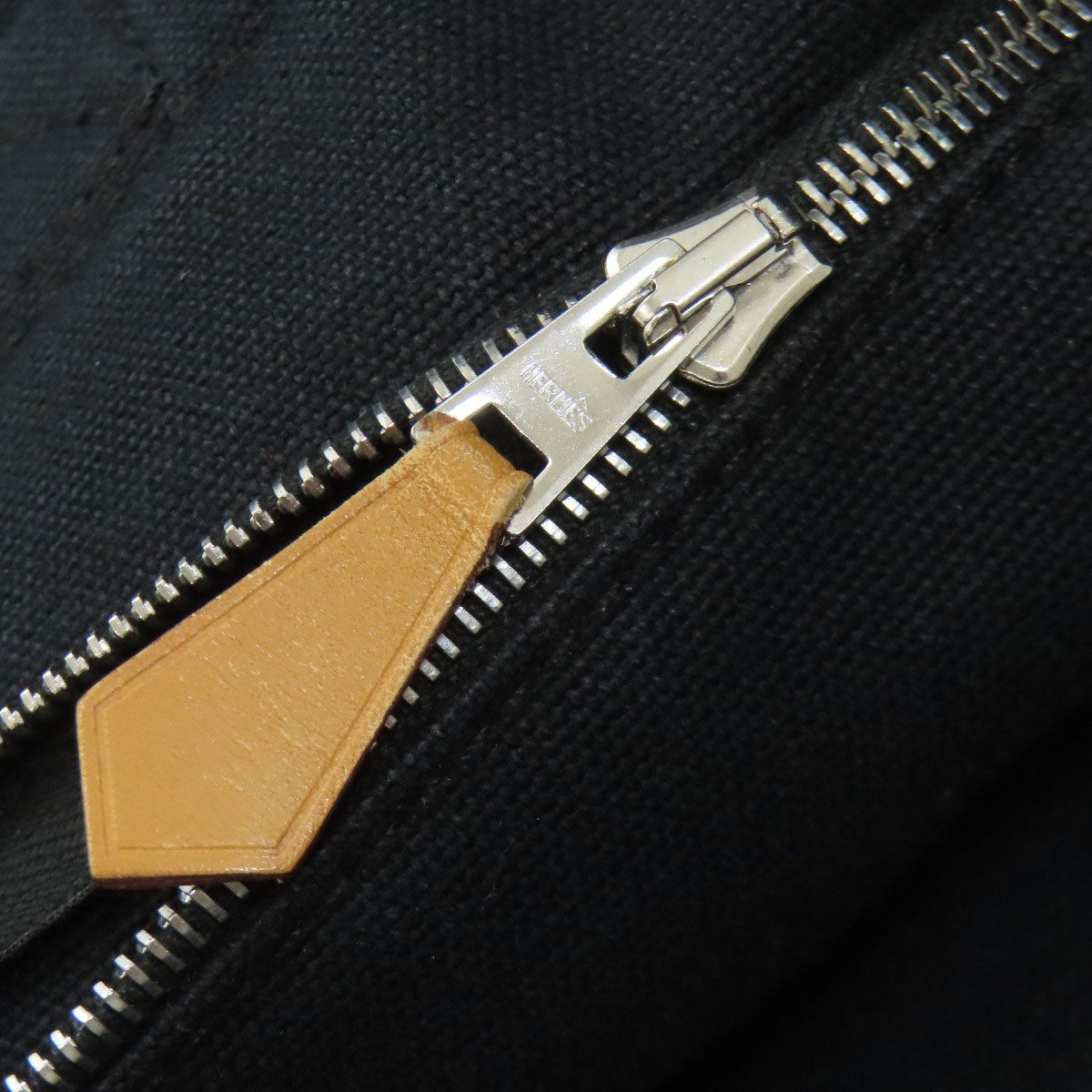 Hermes Sac Fourre Tout MM Tote Canvas — view 9