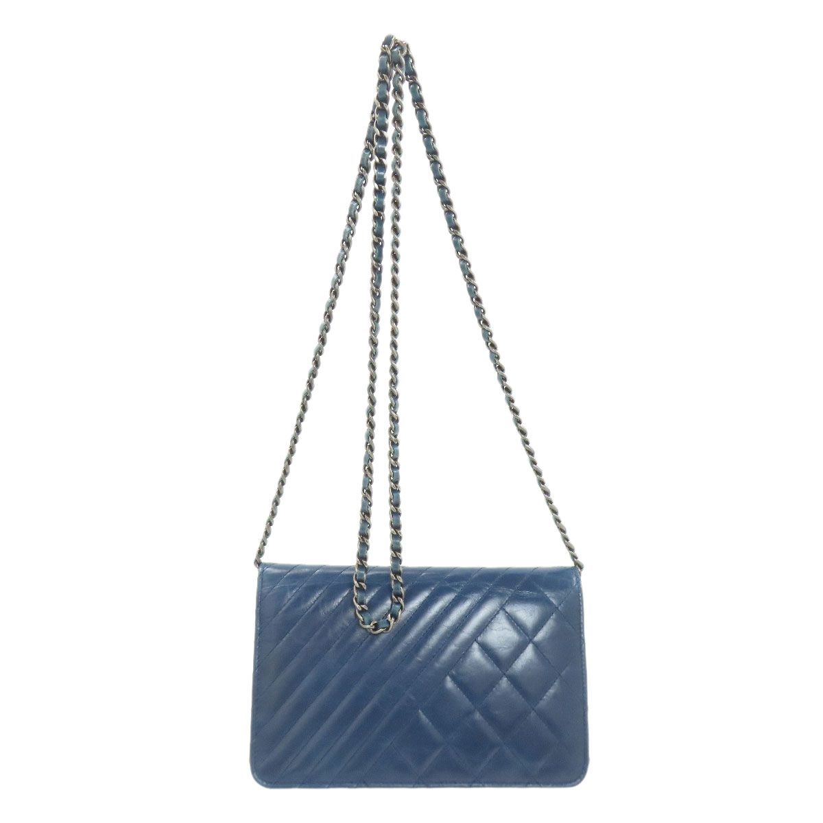 Chanel CC Logo Quilted Silver Wallet Lambskin — view 2