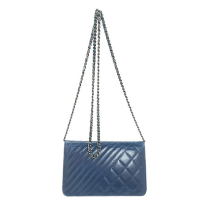 Chanel CC Logo Quilted Silver Wallet Lambskin — view 2