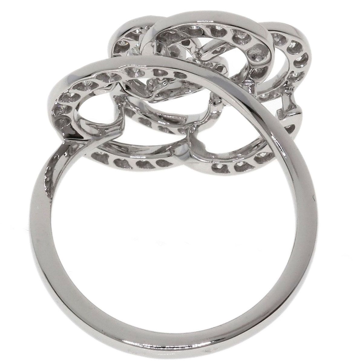 Chanel Camellia Diamond 51 Ring 18k White Gold — view 4