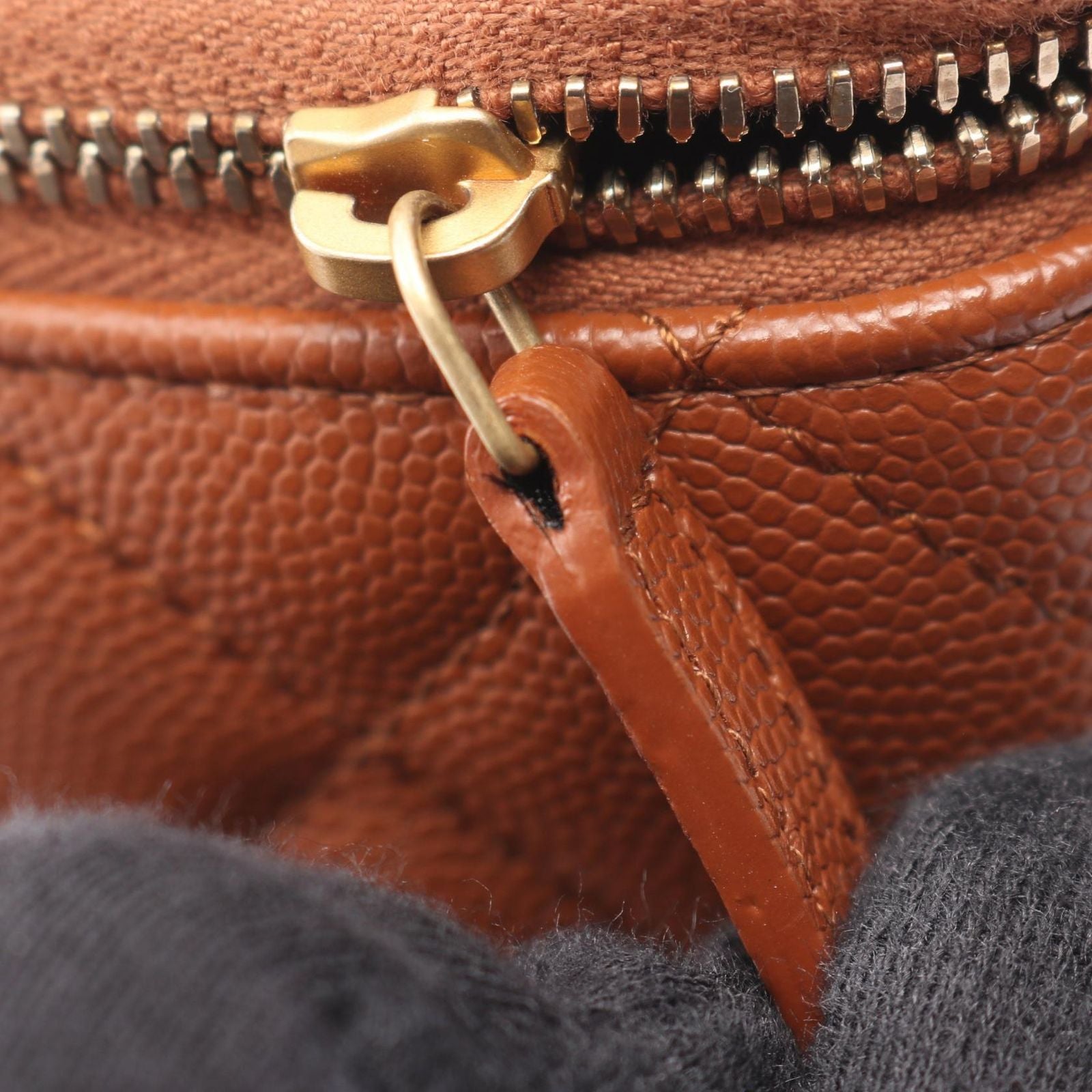Chanel Shoulder Bag Quilted Vanity Brown Caviar Leather Chain — view 8