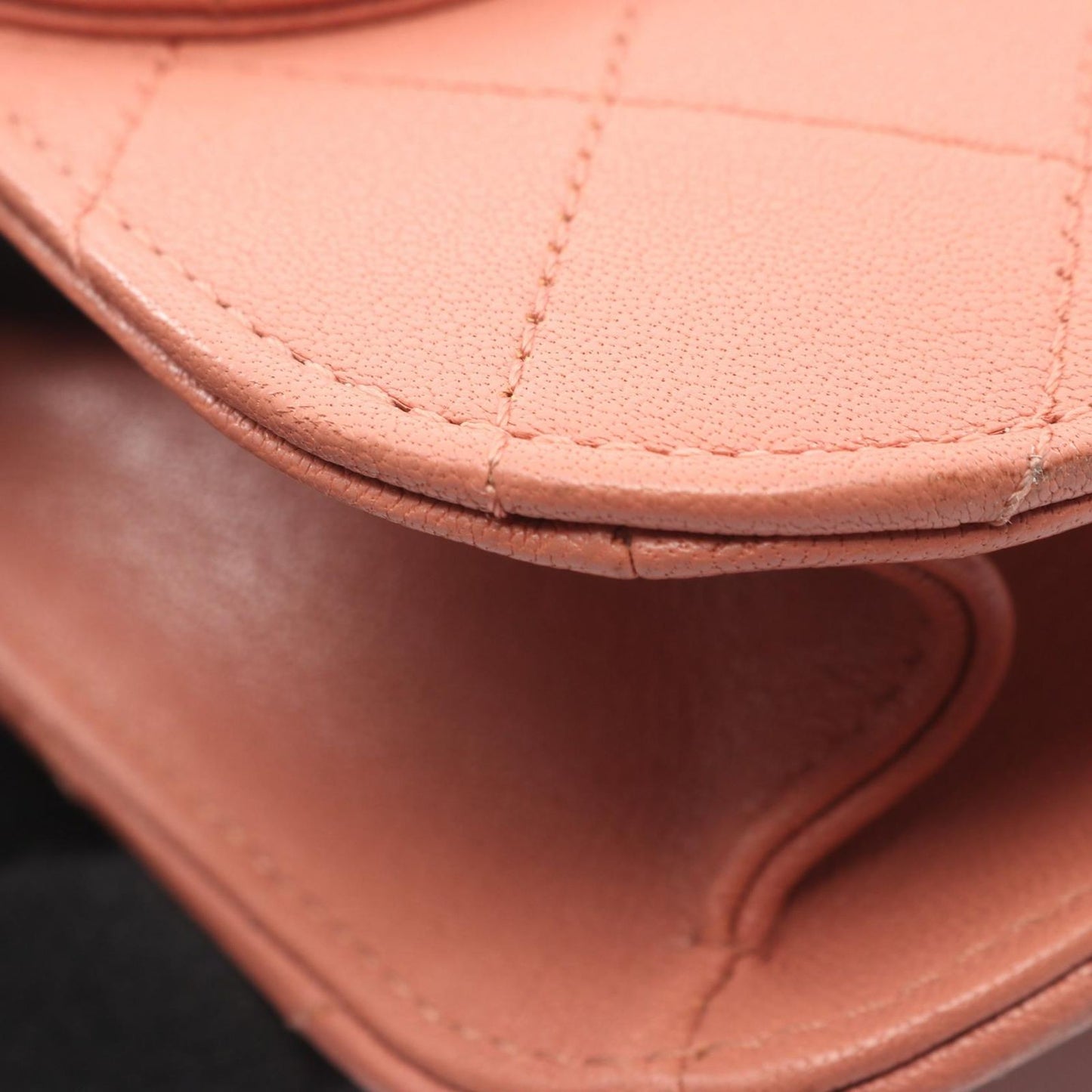 Chanel Shoulder Bag Quilted Pink Leather Chain — view 9