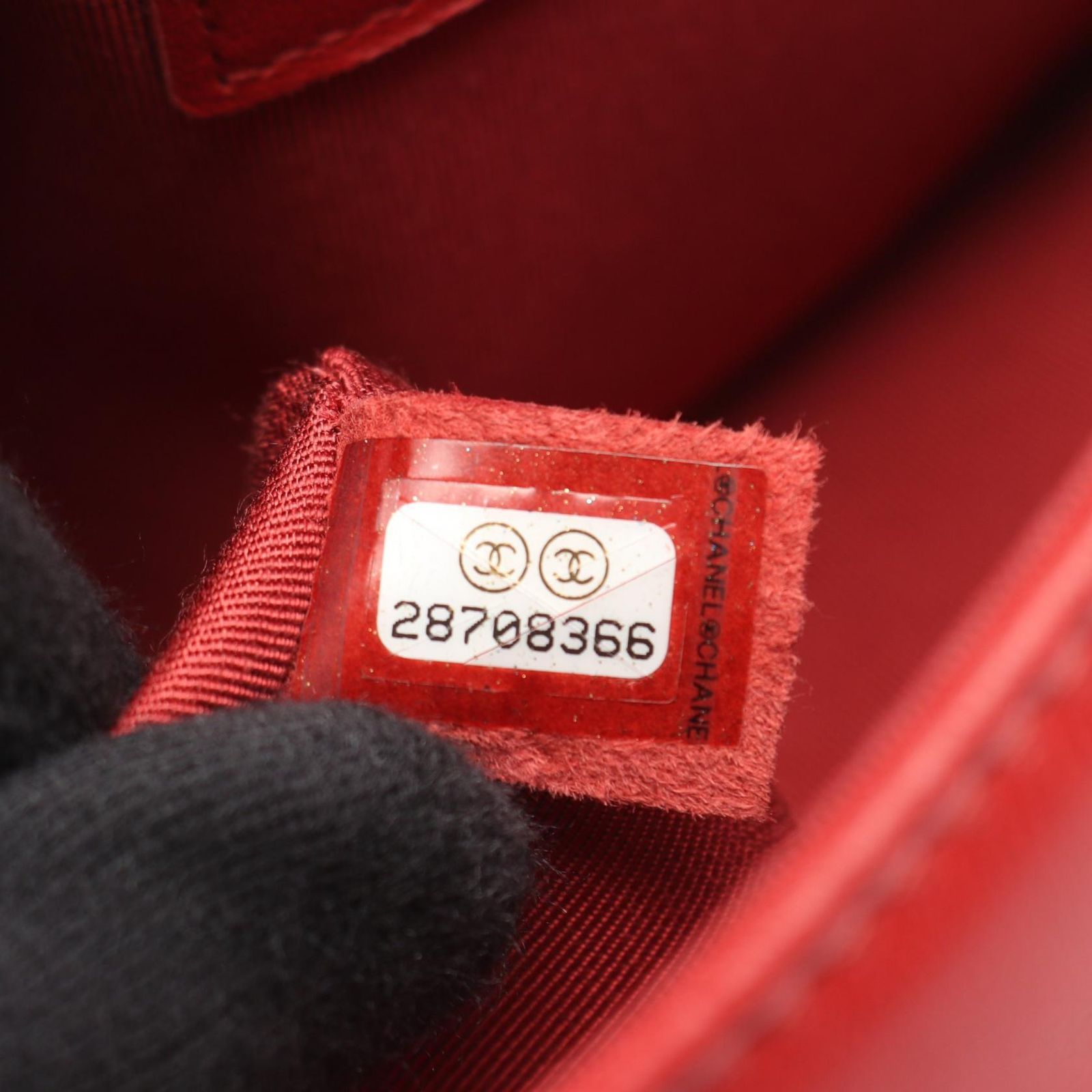 Chanel Shoulder Bag CC Logo Red Lambskin Chain — view 5