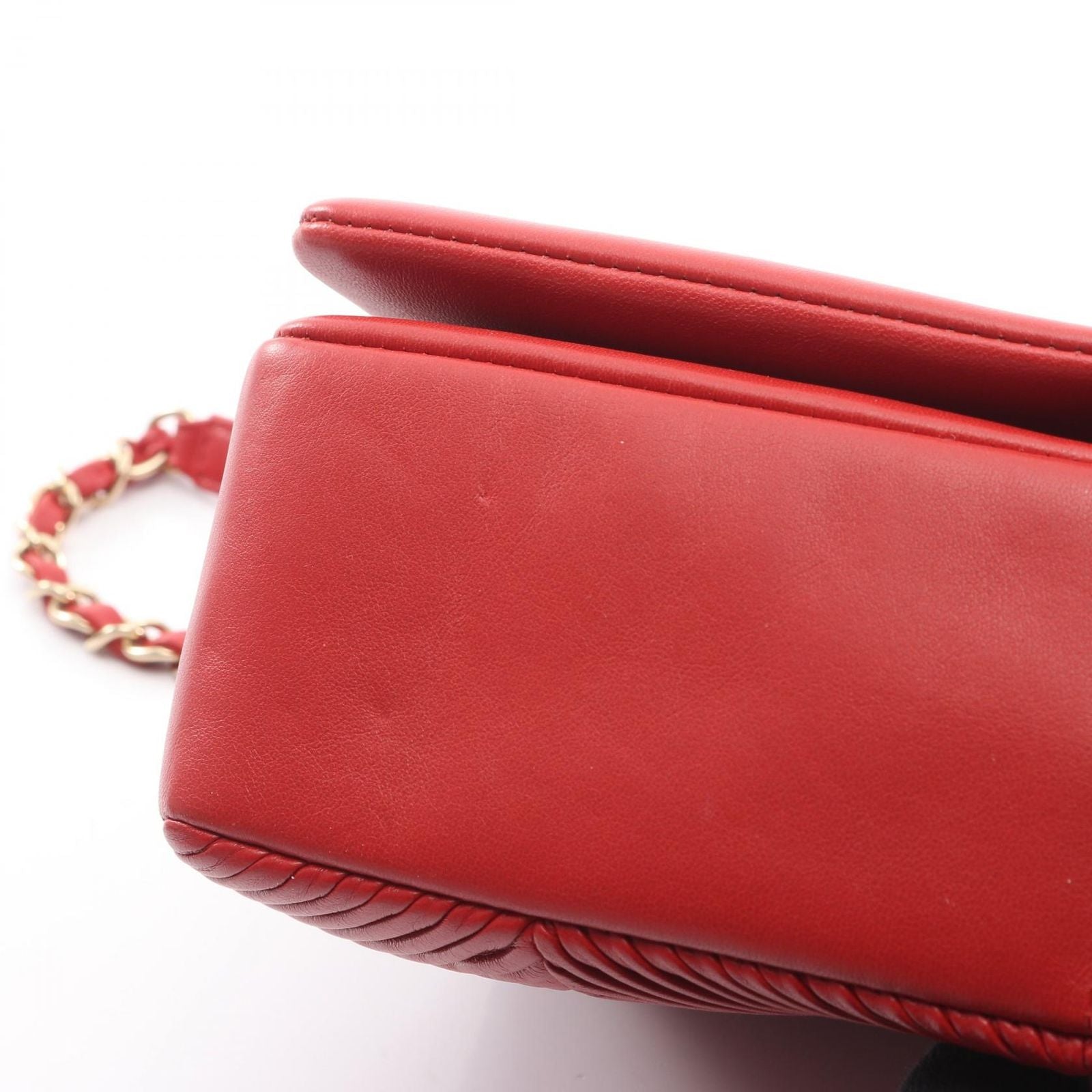 Chanel Shoulder Bag CC Logo Red Lambskin Chain — view 9