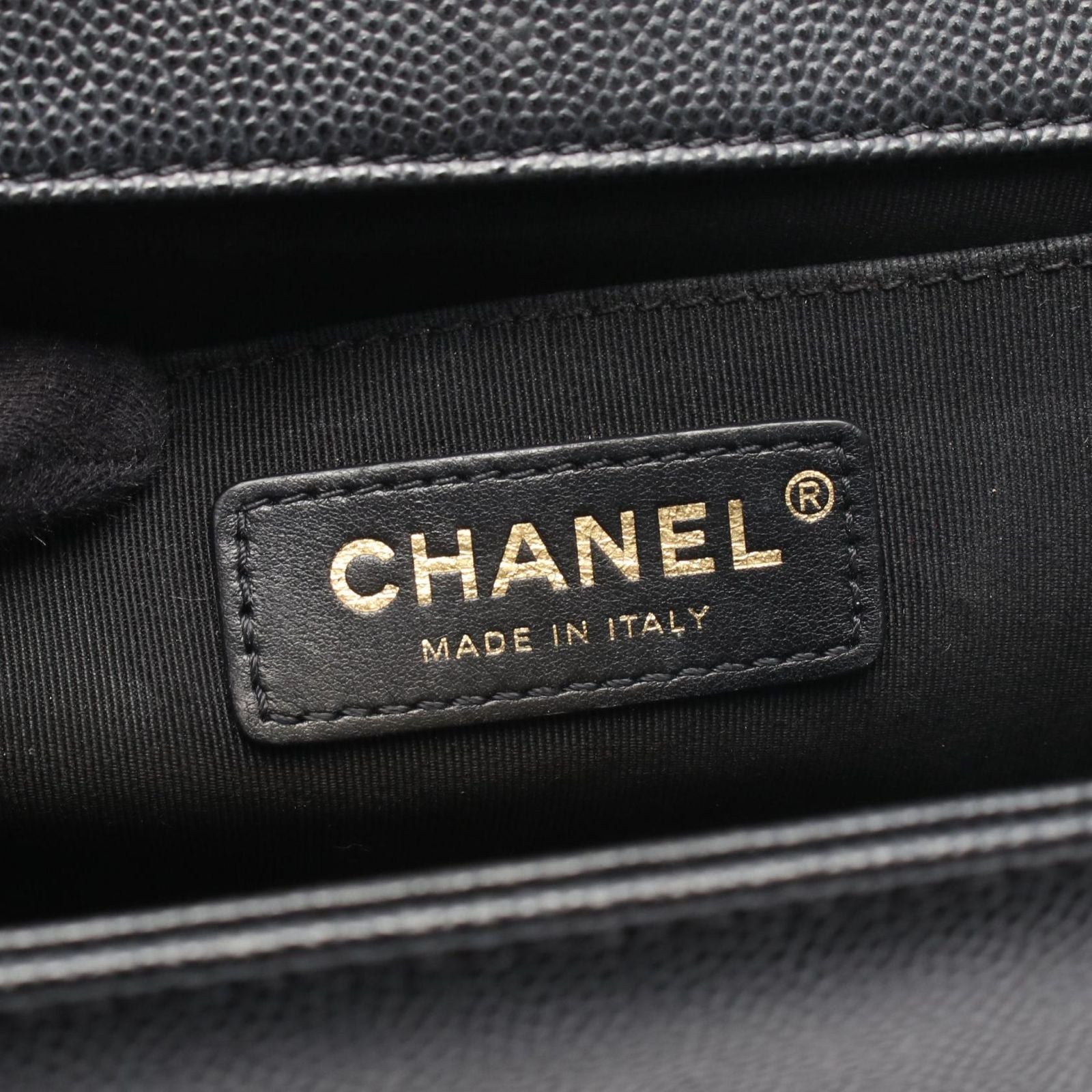 Chanel Shoulder Bag Black Caviar Leather Chain — view 4