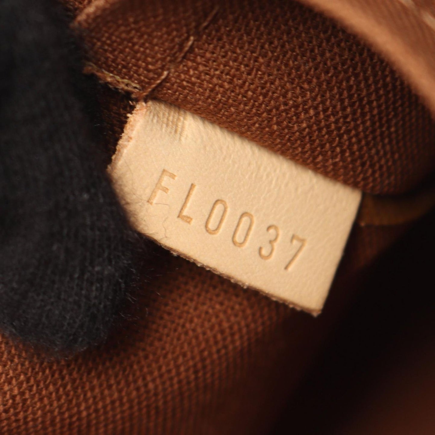 Louis Vuitton Tote Popincourt Canvas Leather — view 5
