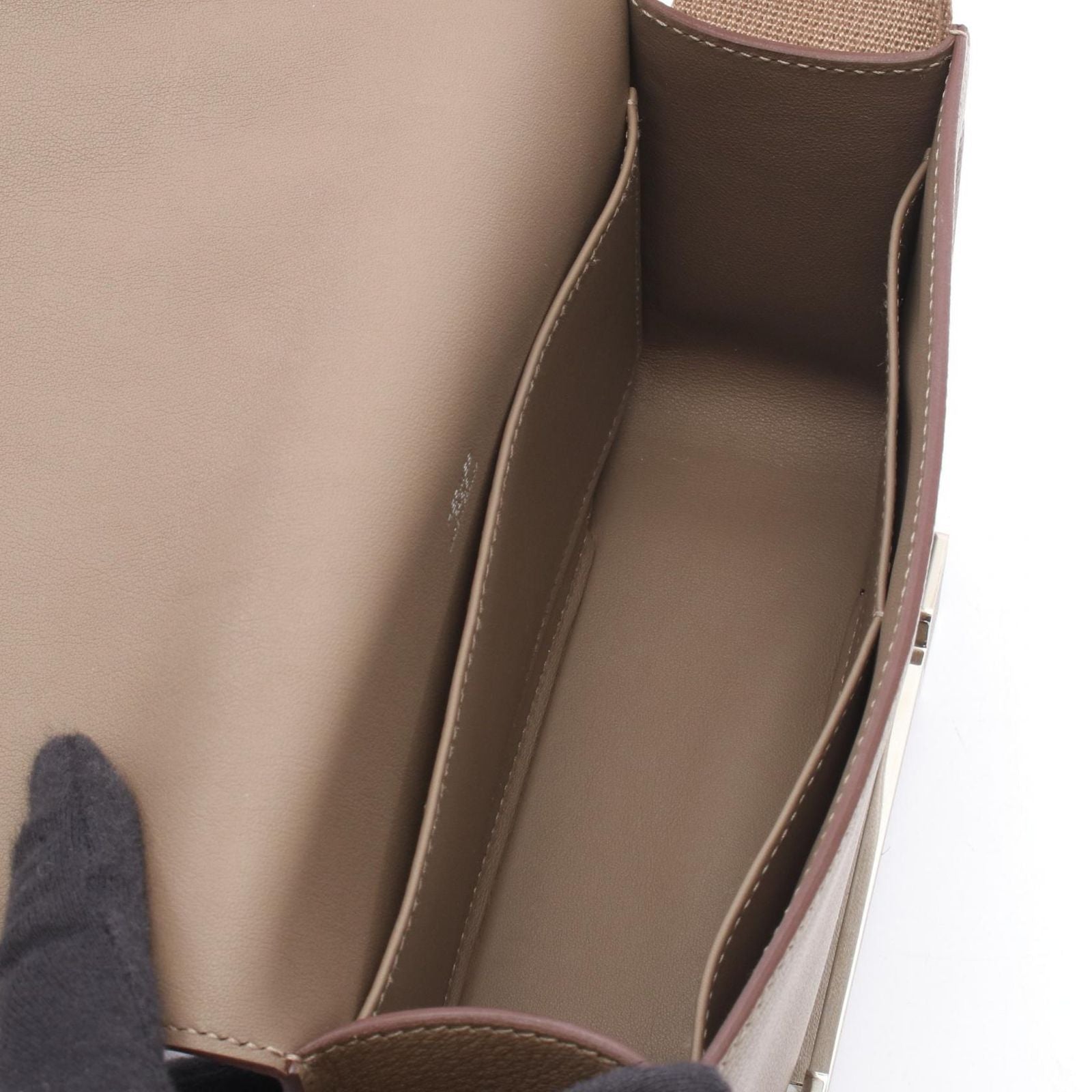 Hermes Shoulder Bag Geta Etoupe Leather — view 3