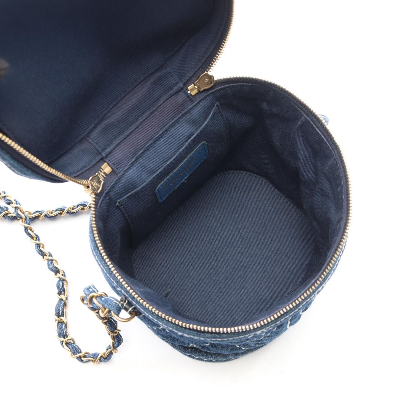 Chanel Shoulder Bag CC Logo Vanity 2-Way Denim Blue Quilted Chain — view 3