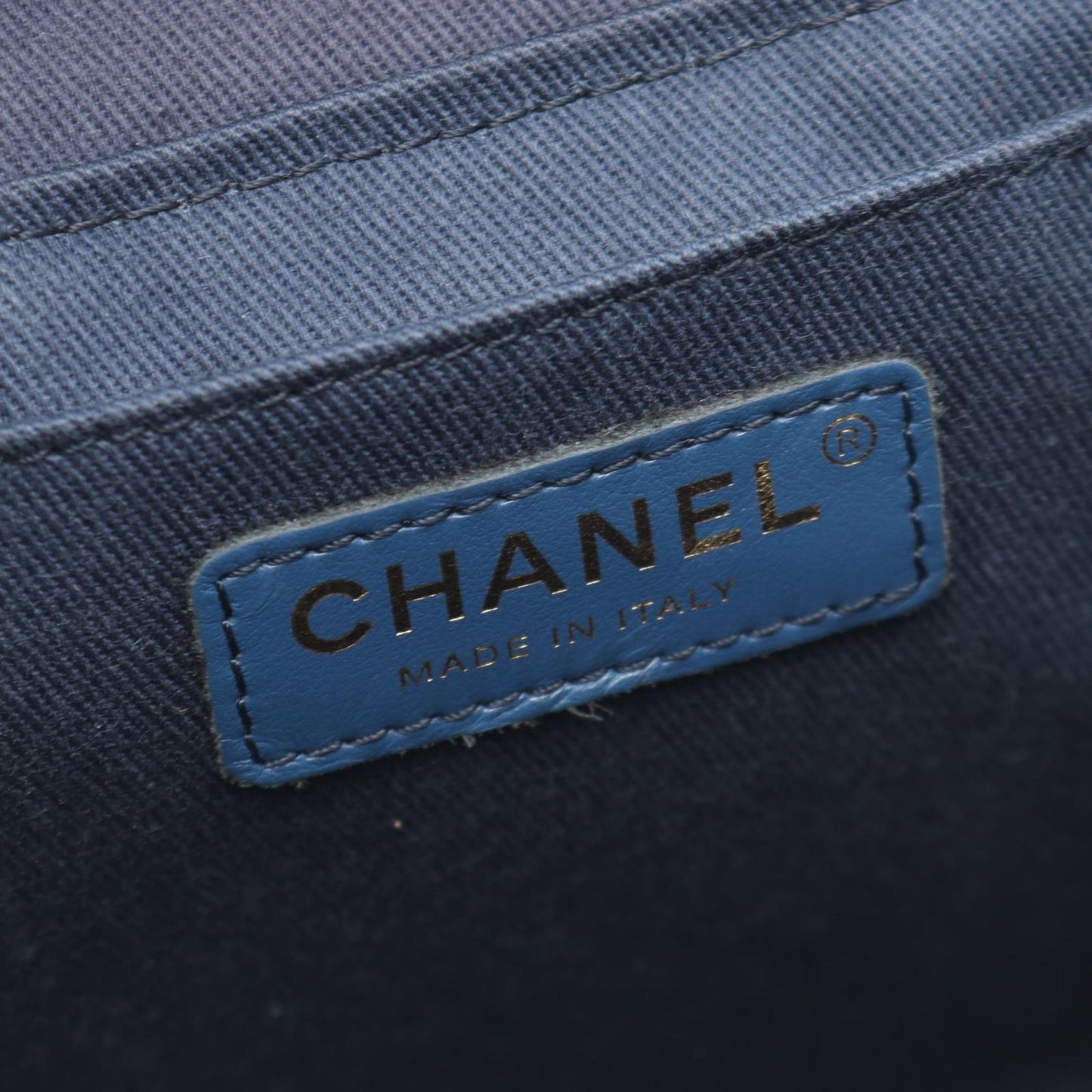 Chanel Shoulder Bag CC Logo Vanity 2-Way Denim Blue Quilted Chain — view 4