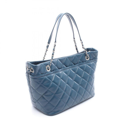 Chanel Tote Quilted Blue Caviar Leather CC Logo Chain — view 2