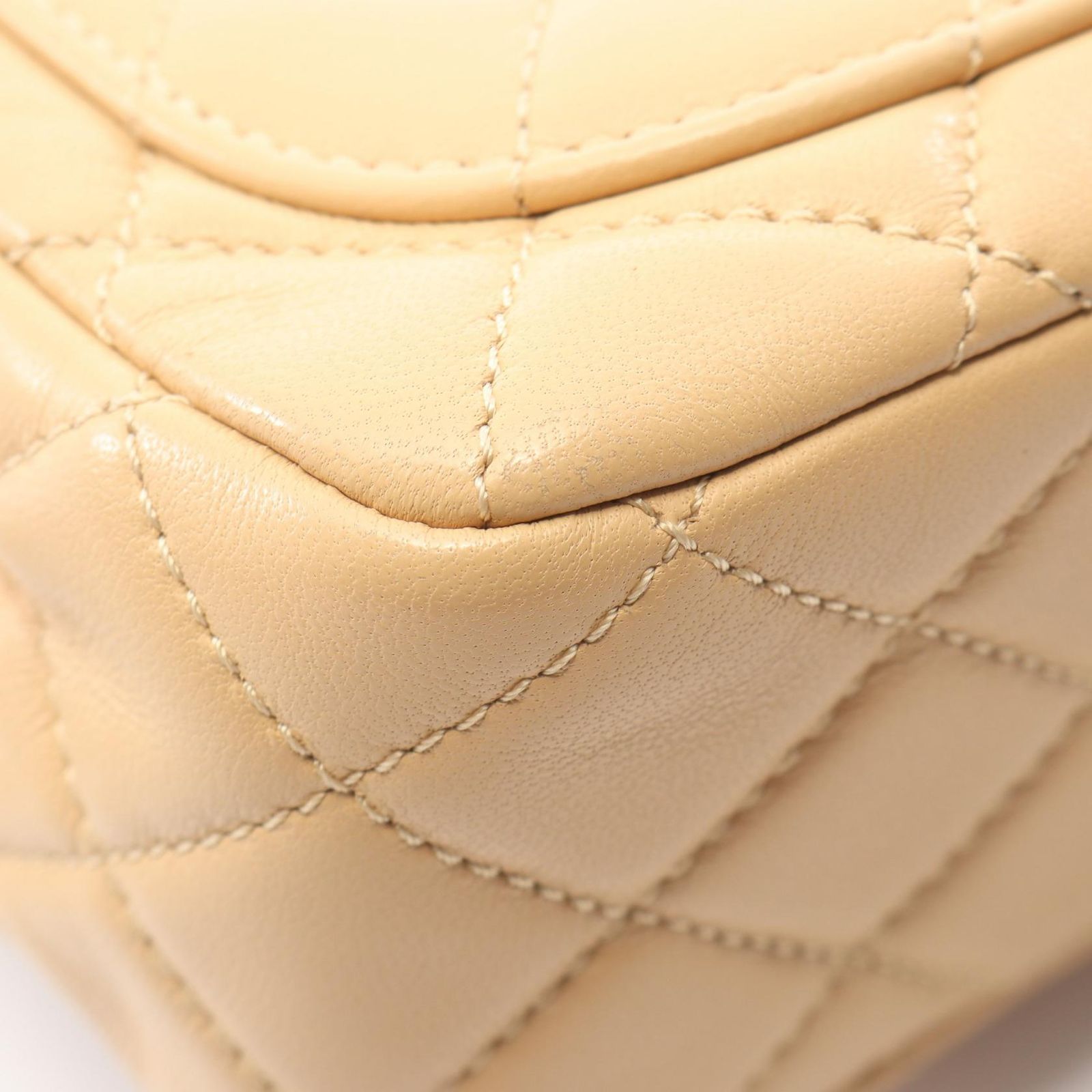 Chanel Shoulder Bag Quilted Beige Lambskin Mini Chain — view 7