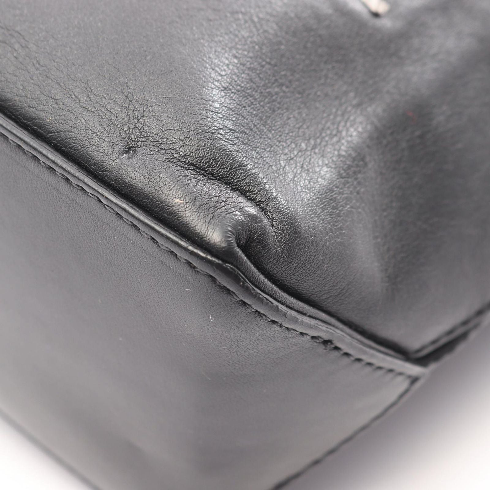 Chanel Tote Essential PM Black Leather Mini — view 6