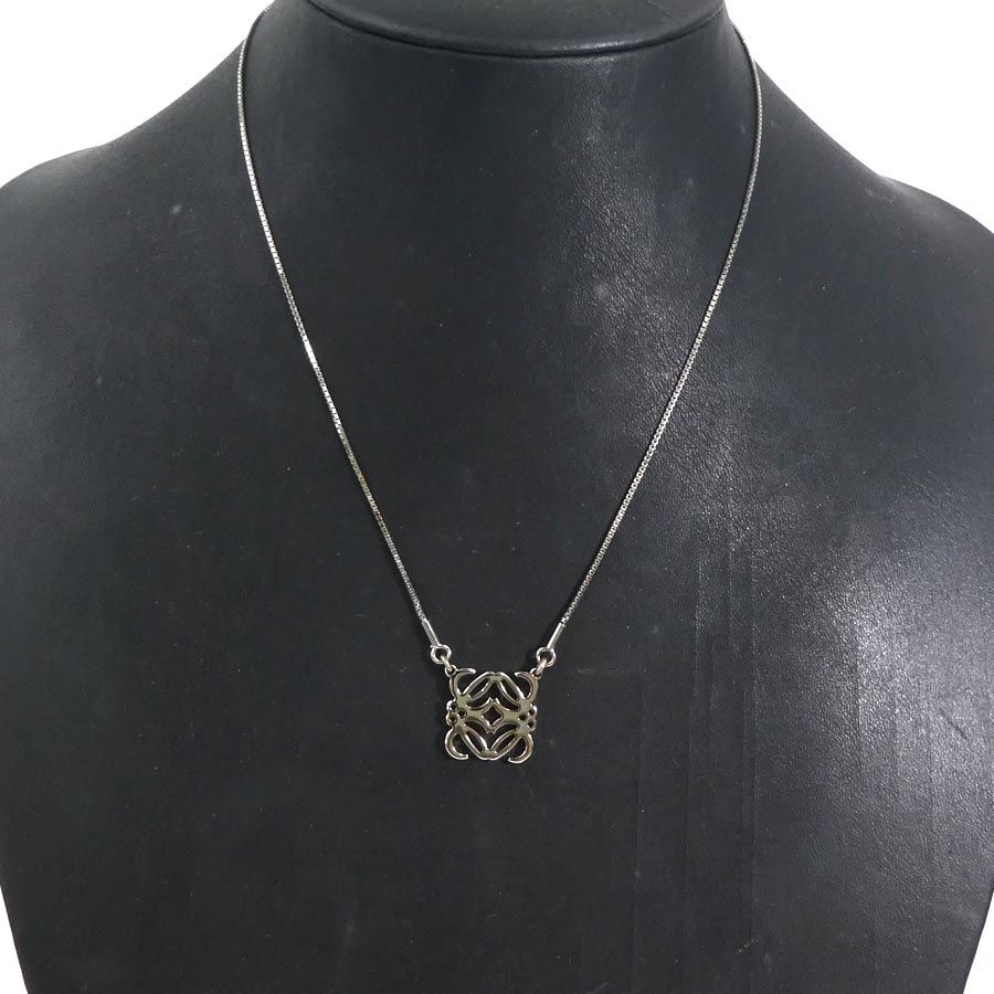 Loewe Necklace Anagram Silver — view 8