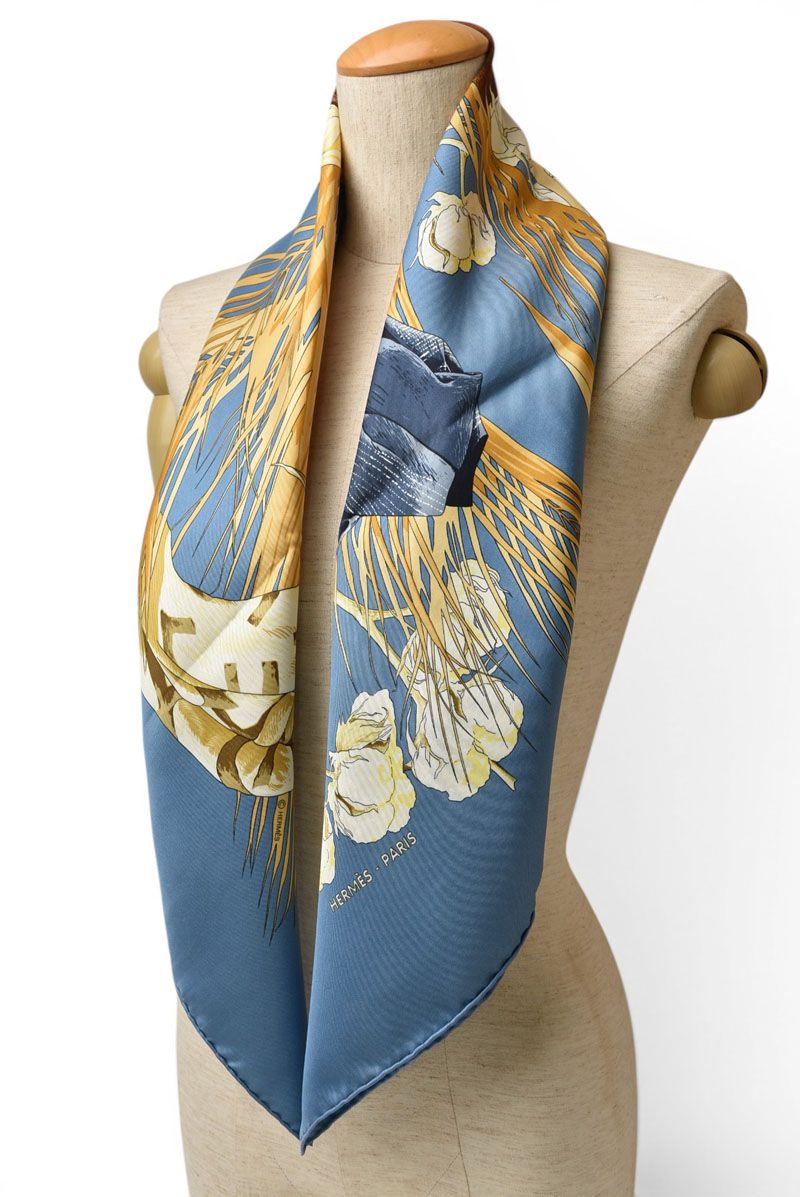 Hermes Carre 90 Scarf Queen's Turban Tropical Forest Silk 100% Blue Multi — view 8
