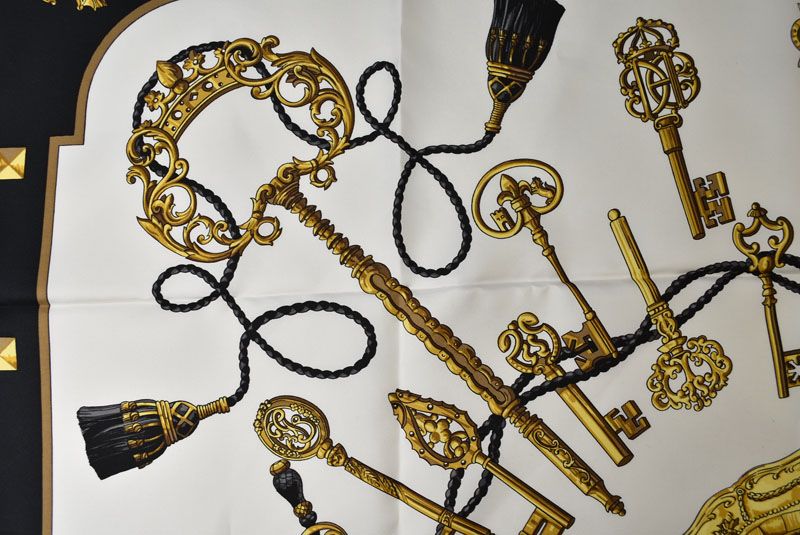 Hermes Carre 90 Scarf Key Pattern les Cles Vintage Black White — view 5